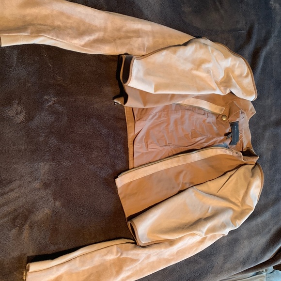 BCBGMAXAZRIA Cropped Jacket - Picture 2 of 5